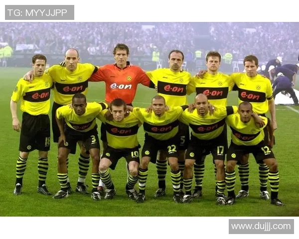 多特蒙德球迷引发骚乱欧冠客场禁赛三场并罚款50万欧元