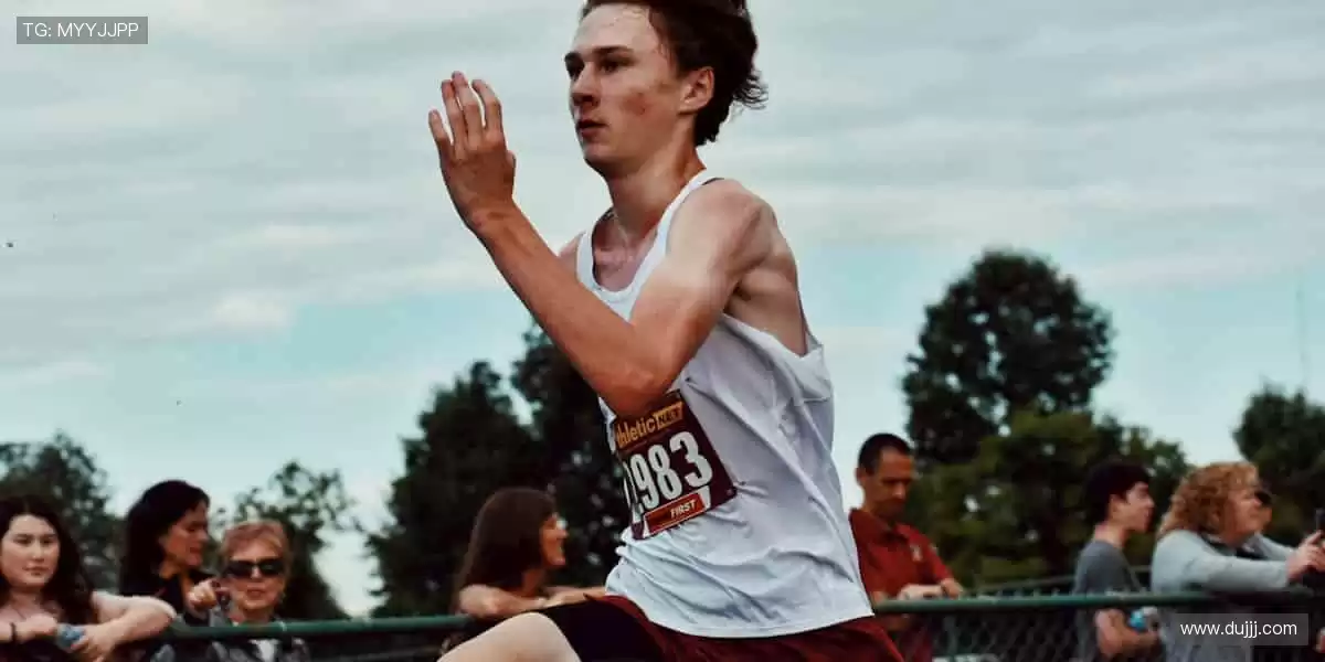 🎧【沉浸式体验】声临其境，感受赛场每一次呼吸！